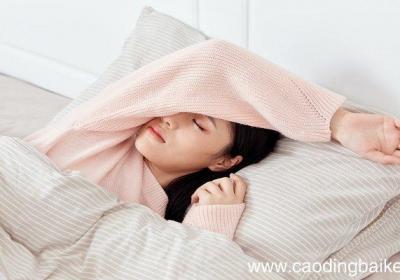 梦见自己老公和别的女人在一起是什么意思 梦见自己老公和别的女人在一起有什么预兆