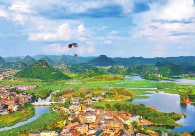 丘北县：低空旅游乘风“起飞”