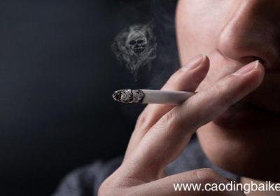 梦见自己抽烟是什么意思 梦见自己抽烟有什么预兆