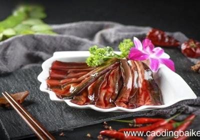 梦见一桌子丰盛的菜是什么意思 梦见一桌子丰盛的菜有什么预兆