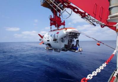 探路者贴身护航，蛟龙号升级后首海试圆满成功