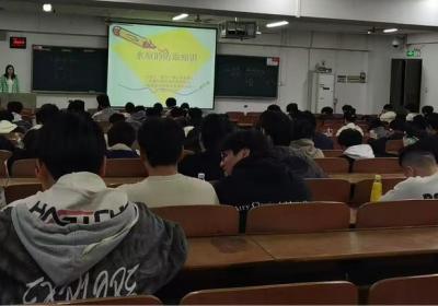 南华大学医务所举办水痘防治知识专题讲座
