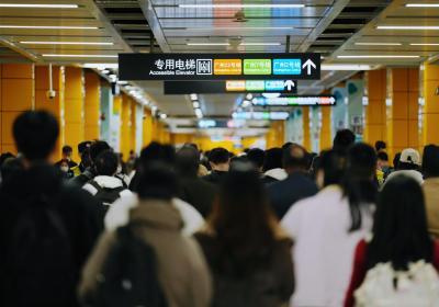 1116.1万人次，广州地铁清明节前客流刷新本年纪录