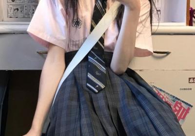女生jk裙子里面是什么
