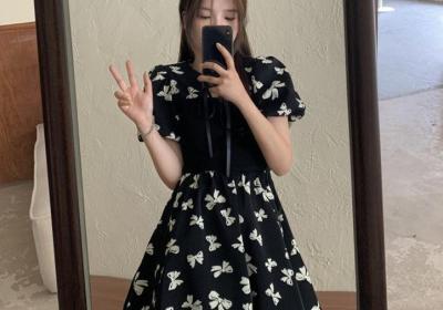 裙子腰带怎么系好看