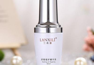 精华露和精华液的区别