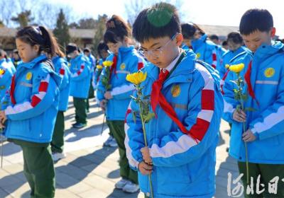 清明时节祭英烈