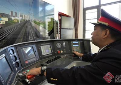 把每趟车当作首发列车对待 他在云岭天路上书写“王牌”传奇