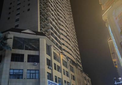 探访瑞丽地震受灾点