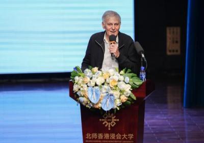 诺奖得主丹·谢赫特曼：在质疑中坚守真理