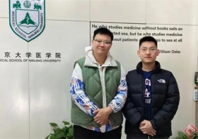 热血担当！云南青年南京街头的4分钟“生死时速”
