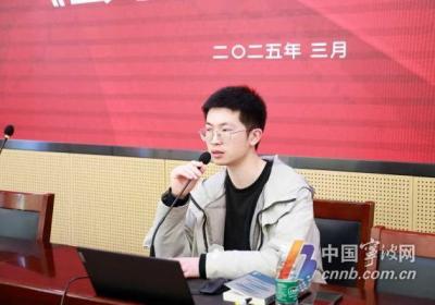 曾是浙江理科第一却选择汉语言专业 如今他带着出版的小说回宁波