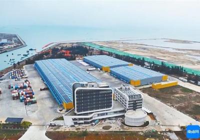 海南首个集装箱港外堆场在洋浦试运营