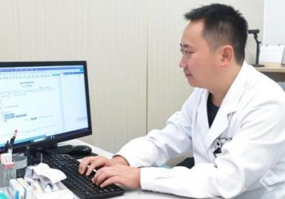 昆明华厦眼科科普：斜视非小儿专利 成年人也需警惕