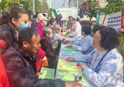早检查保健康 昆医大附一院义诊助力肾脏健康守护