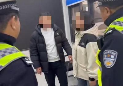 少女负气出走 长春高速交警暖心救援