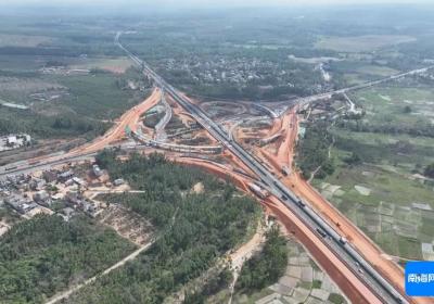 G98环岛高速公路洋浦互通项目进展顺利，计划年底完工