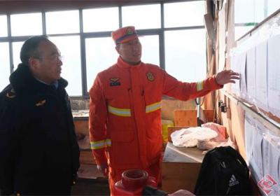 迪庆森林消防大队开展防火服务指导 织密森林防火“安全网”