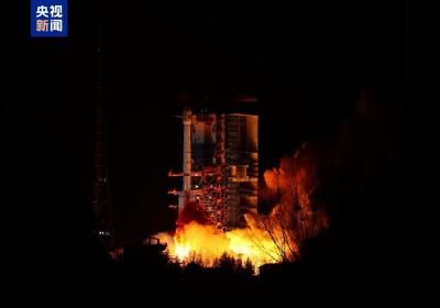 我国成功发射通信技术试验卫星十五号