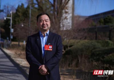 让生命有尊严地告别 全国政协委员向华建议加强基层安宁疗护服务体系建设
