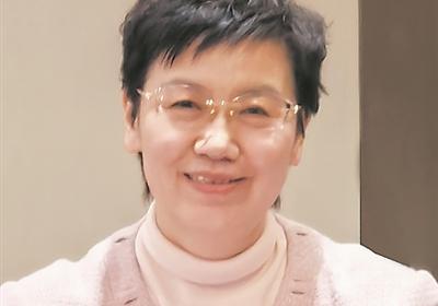 崔亚丽委员：深化“新医科”建设恰逢其时