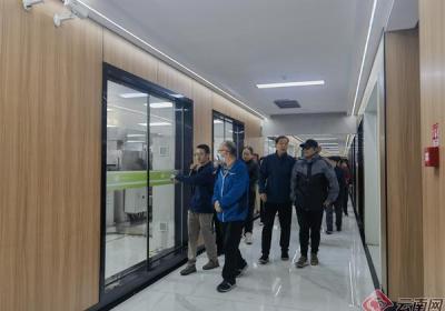 昆明市组织市级老领导开展新质生产力发展和滇池绿道建设考察活动