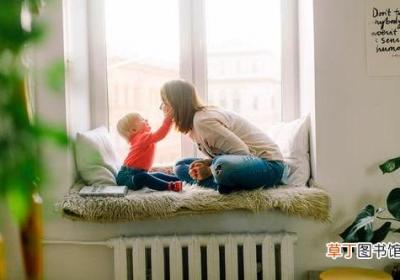 女人梦见自己抱着男孩什么意思