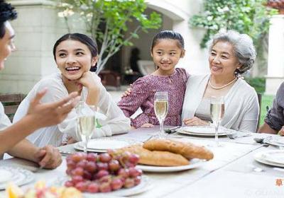 梦见很多亲人是什么征兆