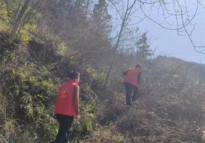 云南彝良县小草坝镇：“清”“防”结合 打好森林防火保卫战