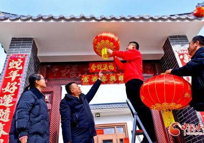 陇拍客|张掖高台：83户村民整村搬迁 真正实现安居乐业