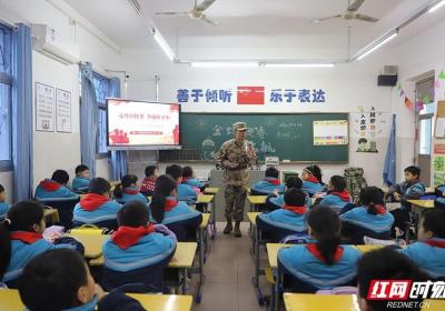 株洲：军地齐携手 用国防教育为“开学第一课”注入新鲜活力