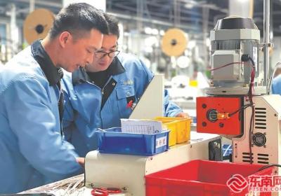 武平县工业园区：企业开足马力 抢抓生产进度