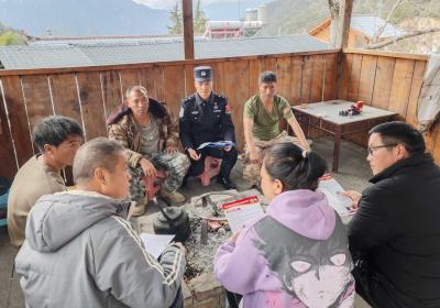 新春走基层 | 片马边境派出所：“锦绣边关年”活动暖民心