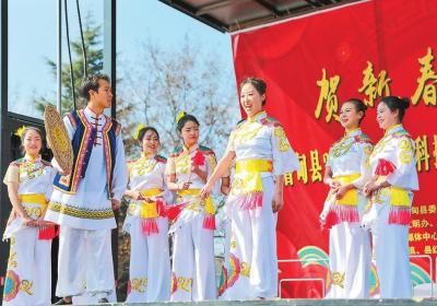 【新春走基层】文化惠民进乡村