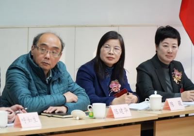 云花“走”进上海市政协全会 沪滇合作云花入沪 新春鲜花绽放别样芬芳