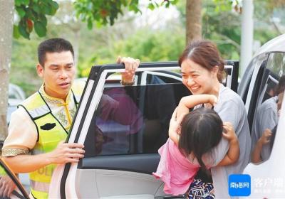 两会前奏丨省政协委员吉贵：贴心服务让旅游更有温度