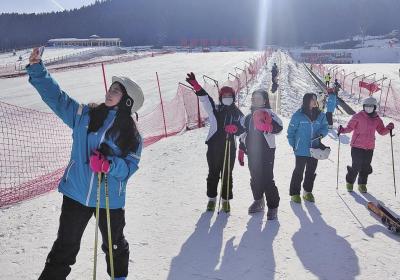 青海乐都：冰雪运动走热 点燃冬日经济