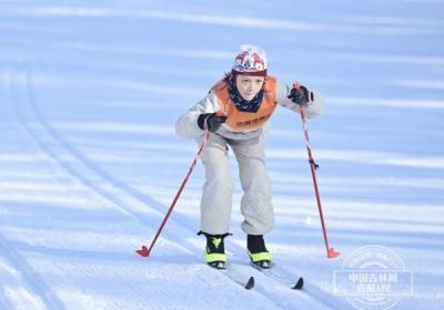 dou来瓦萨国际滑雪节｜中瑞混雪小朋友从上海来参赛：“在长春滑雪，感觉跟瑞典差不多”