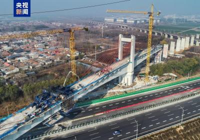 2024年全国铁路完成固定资产投资8506亿元