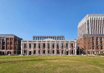 明年启用，上海交大医学院浦东校区建设进入收尾阶段