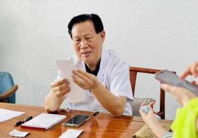 郑州素朴中医院何英教授提醒：冬季警惕这些皮肤病