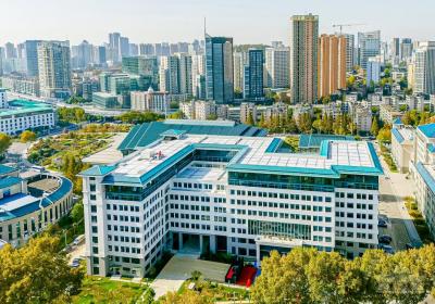 武汉大学电子信息教学科研大楼于刚·宋晓楼正式启用