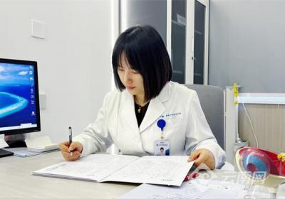 昆明华厦眼科医院张璐受邀参与首届“滇峰明眸” 屈光眼科大会并作分享