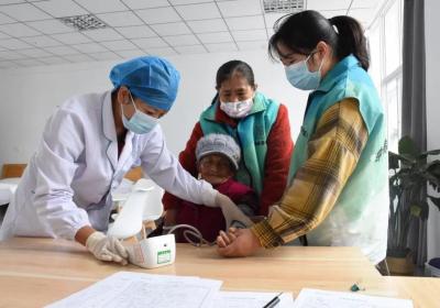 丽江：织密“一老一小”幸福民生网