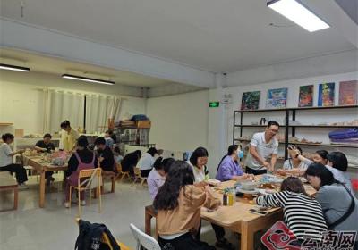 青春不打烊 昆明解锁新时代青年“夜生活”
