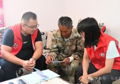 马龙积极推进新时代文明实践