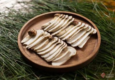 今年暑期云南41个县城餐饮消费额增速达20%