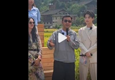 汪涵怎么突然老了这么多 网友：岁月不饶人啊