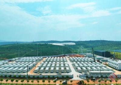 云南省最大规模“源网荷储”新能源集群项目建成投产